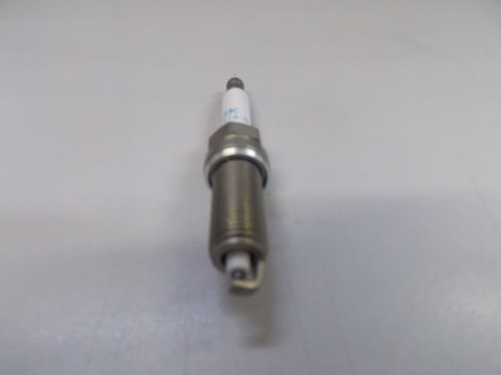 Vela de Ignição NGK LZKAR7A-D original para Sandero Logan Captur Clio